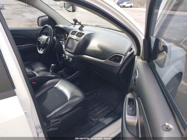 Dodge Journey Crossroad Image 10