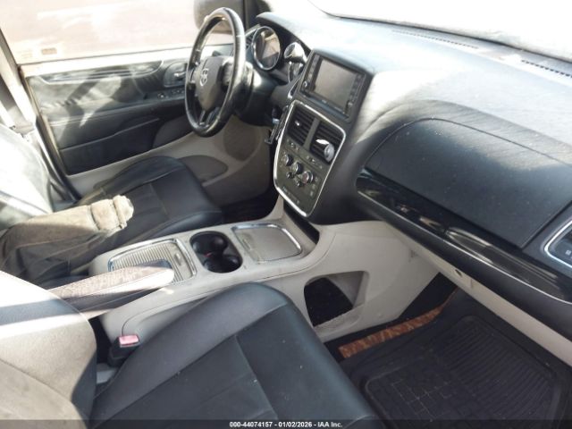 Dodge Grand Caravan Sxt Image 9