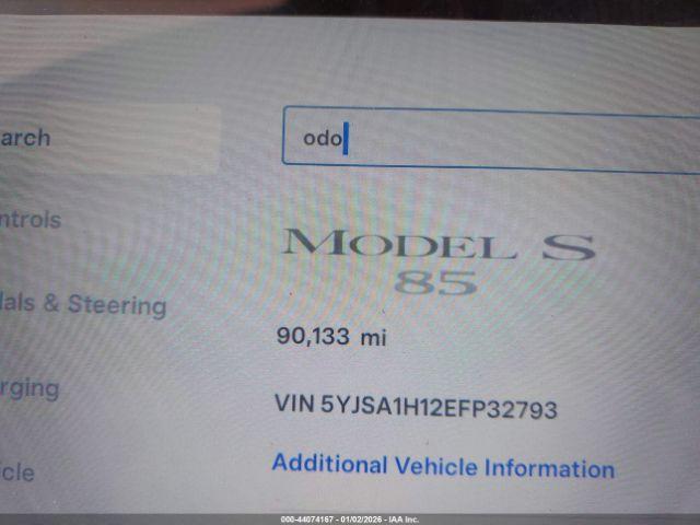 Tesla Model S P85 Image 10