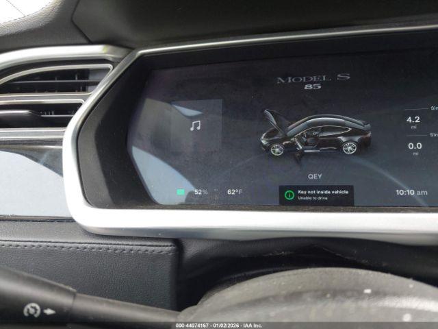 Tesla Model S P85 Image 15
