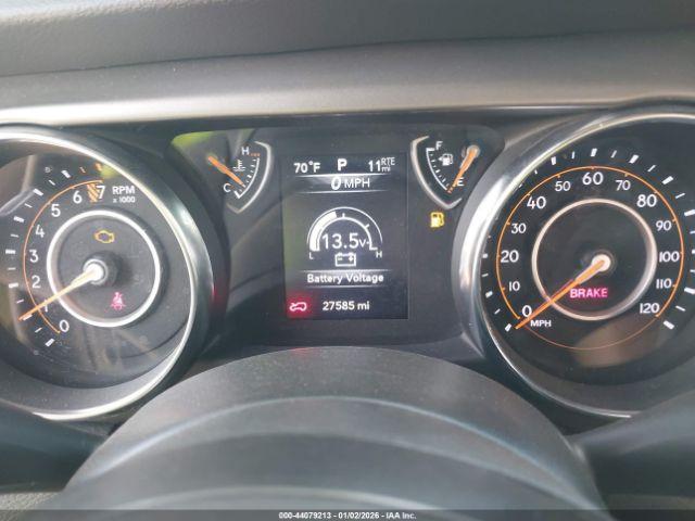 Jeep Wrangler Sport 4x4 Image 14