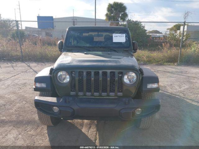 Jeep Wrangler Sport 4x4 Image 9