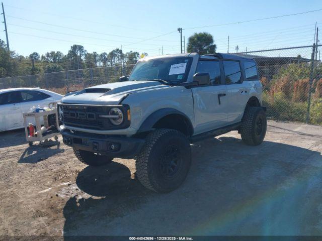 Ford Bronco Black Diamond Image 17
