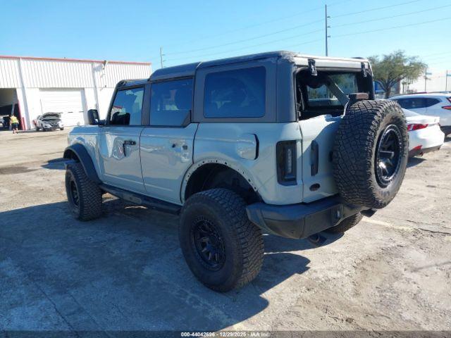 Ford Bronco Black Diamond Image 18