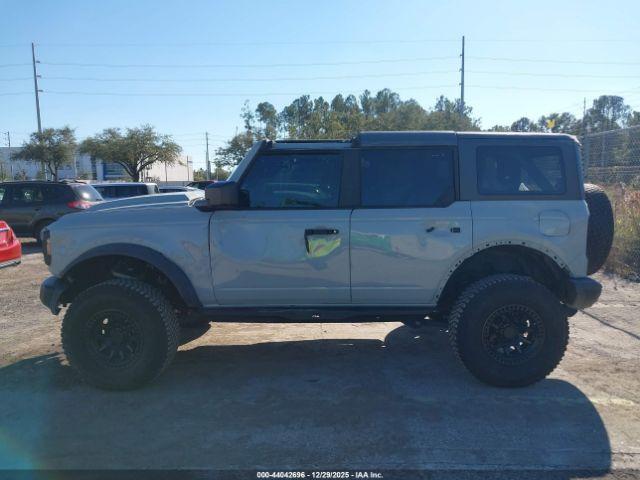 Ford Bronco Black Diamond Image 9