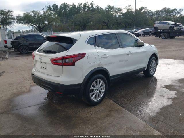 Nissan Rogue S Fwd Xtronic Cvt Image 3