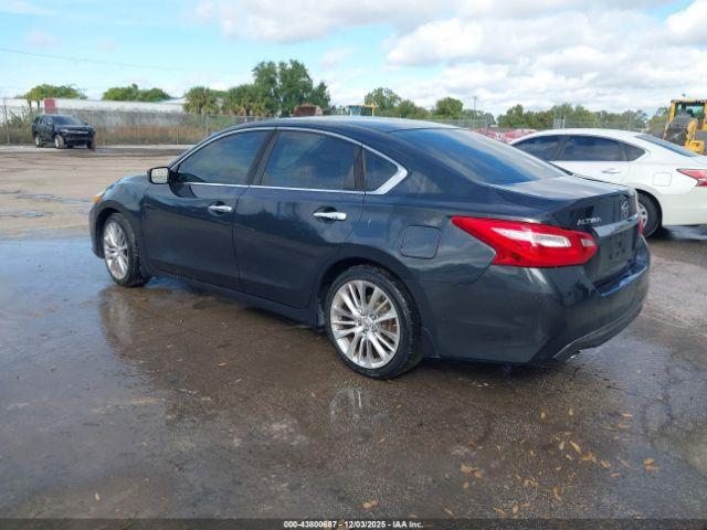 Nissan Altima 2.5 S Image 3