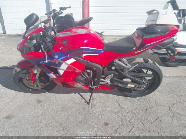 Honda Cbr600 Rr Image 10