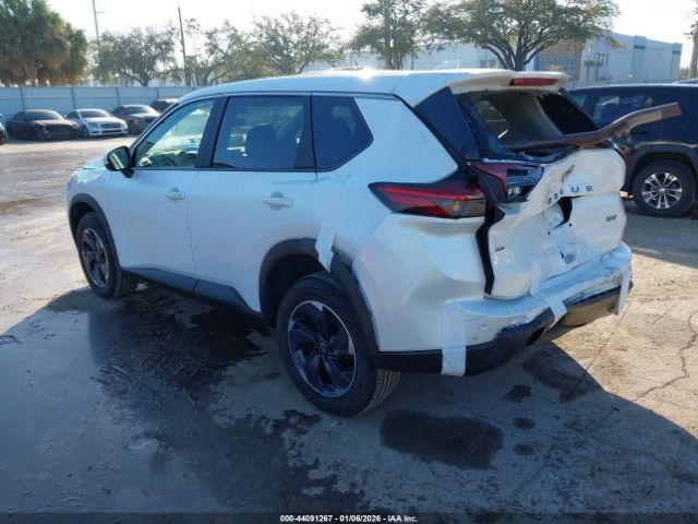 Nissan Rogue Sv Fwd Image 3