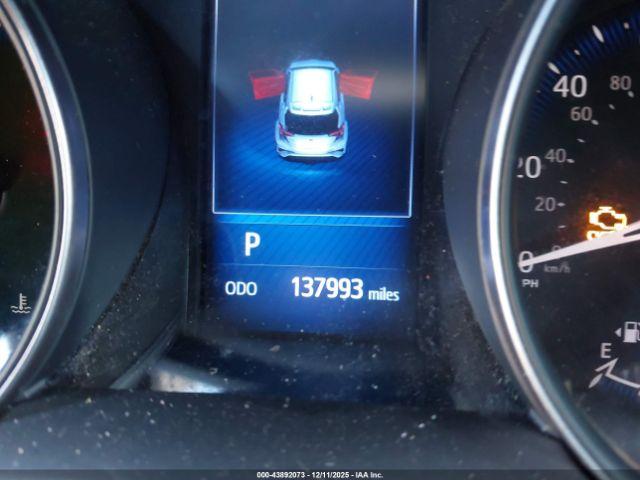 Toyota C-HR Xle Image 5