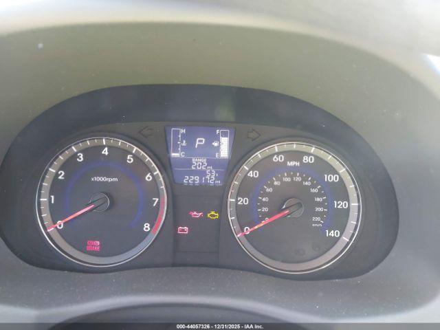 Hyundai ACCENT Se Image 5