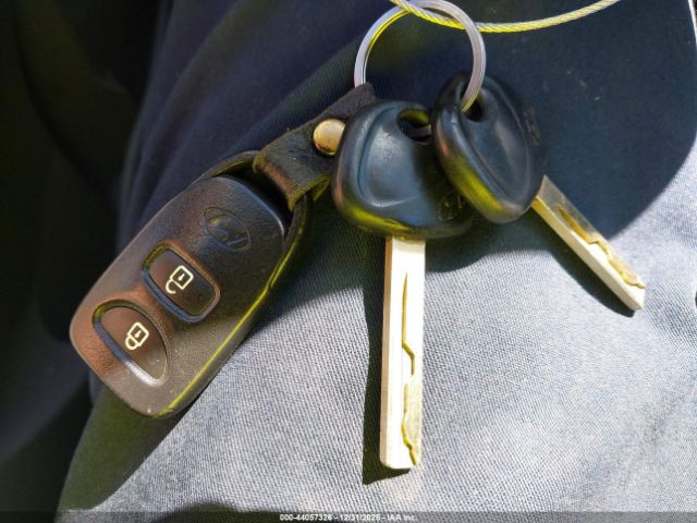 Hyundai ACCENT Se Image 7