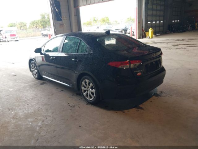 Toyota Corolla Le Image 12