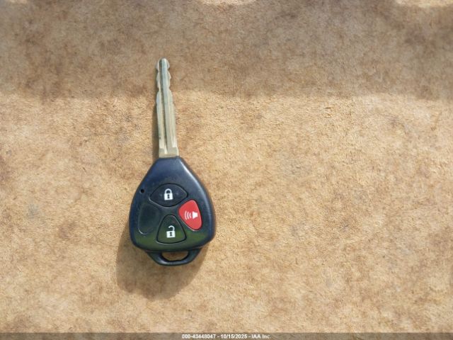 Toyota RAV4 Limited Image 15