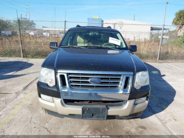 Ford Explorer Eddie Bauer Image 3