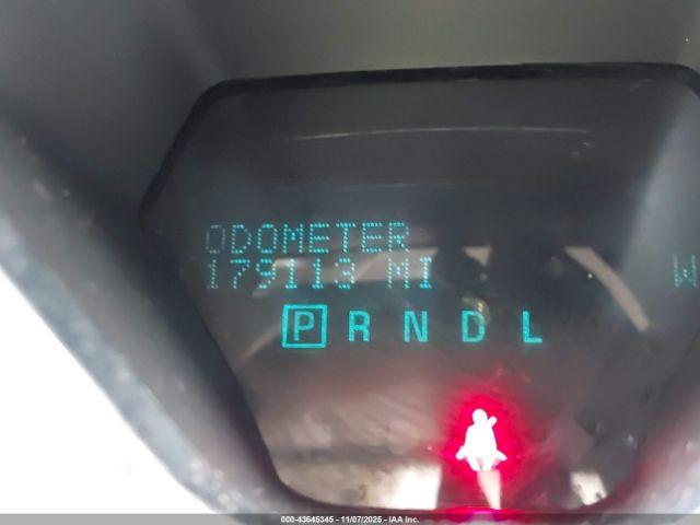 Chevrolet Traverse Ls Image 6