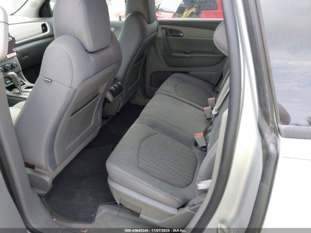 Chevrolet Traverse Ls Image 12