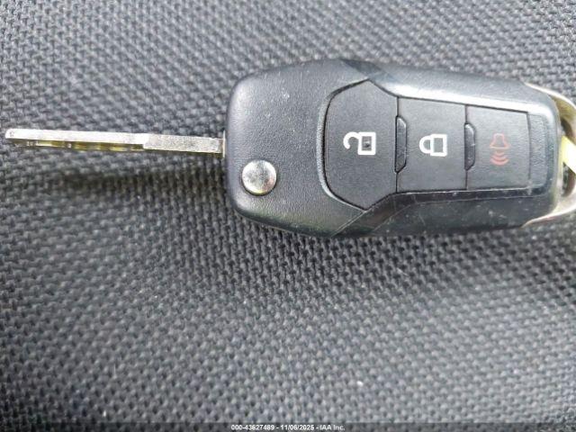 Ford F-150 Raptor Image 2