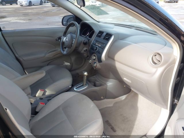 Nissan Versa 1.6 Sv Image 10