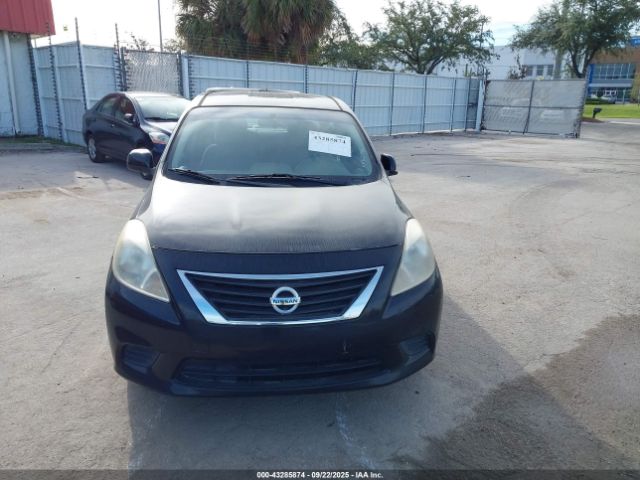 Nissan Versa 1.6 Sv Image 8