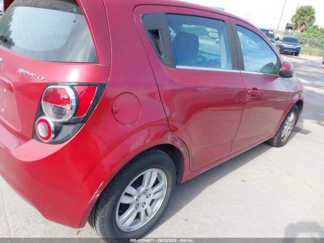 Chevrolet Sonic Lt Auto Image 4