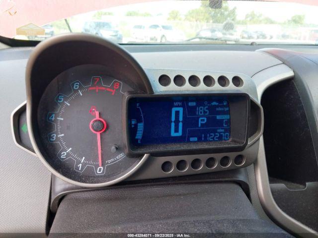 Chevrolet Sonic Lt Auto Image 5