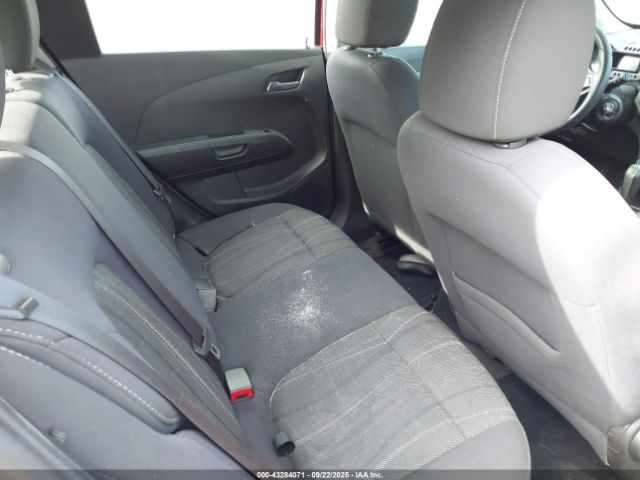 Chevrolet Sonic Lt Auto Image 2