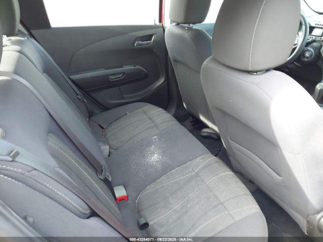 Chevrolet Sonic Lt Auto Image 2