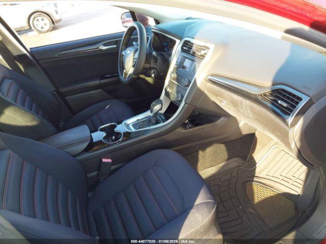 Ford Fusion Se Image 6