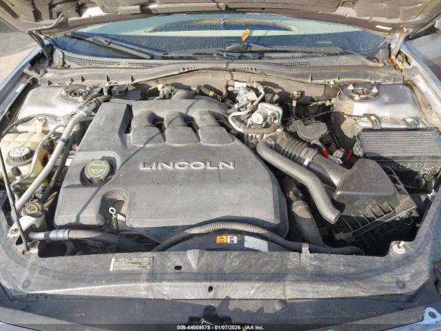 Lincoln Zephyr Image 2