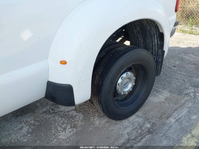 Ford F-450 Xlt Image 10