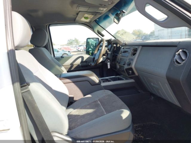 Ford F-450 Xlt Image 17