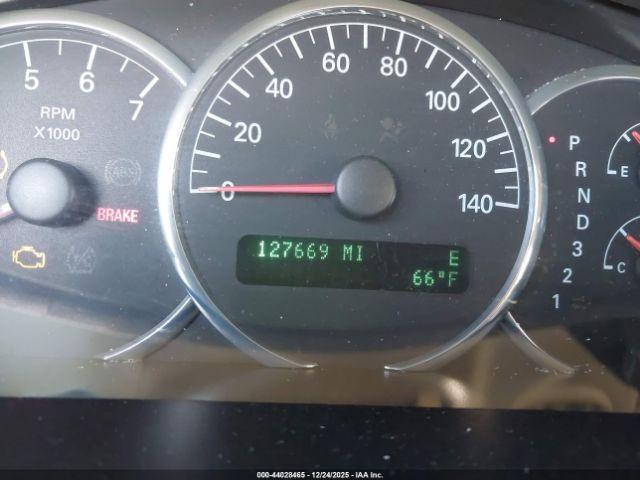 Buick LaCrosse Cx Image 6