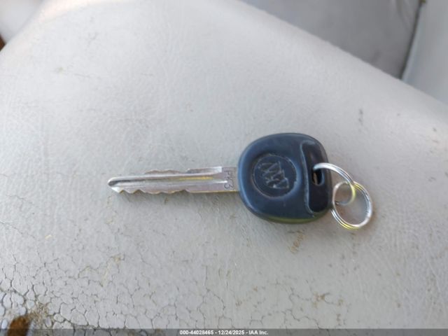 Buick LaCrosse Cx Image 11