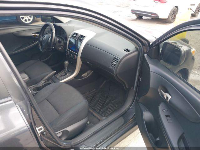 Toyota Corolla S Image 6