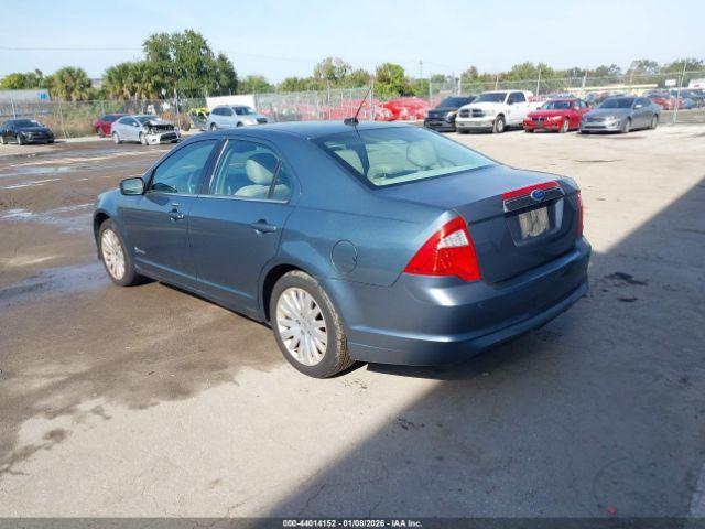 Ford Fusion Image 11