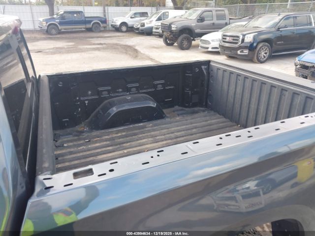 Chevrolet Silverado 1500 4wd  Short Bed Ltz Image 13