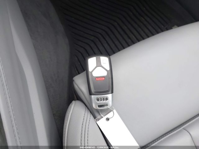 Audi A4 Premium Plus 45 Tfsi Quattro S Tronic Image 9