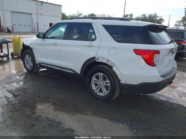 Ford Explorer Xlt Image 11