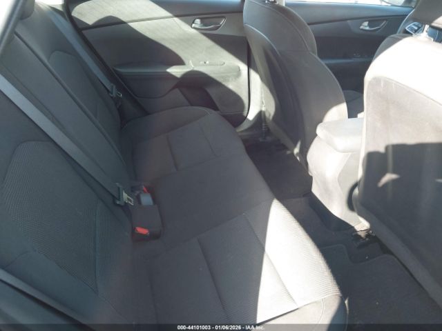 Kia Forte Lxs Image 3