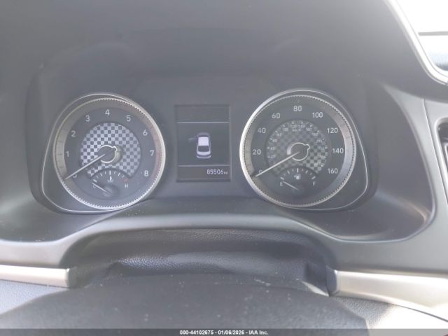 Hyundai ELANTRA Sel Image 12