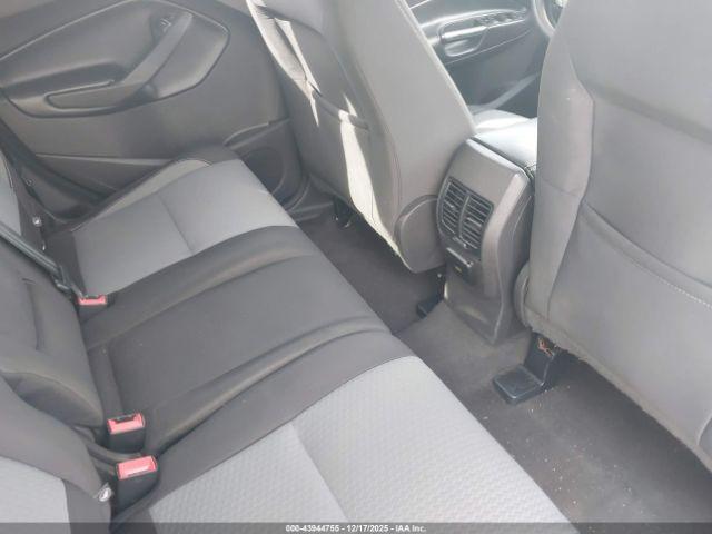 Ford Escape Se Image 2