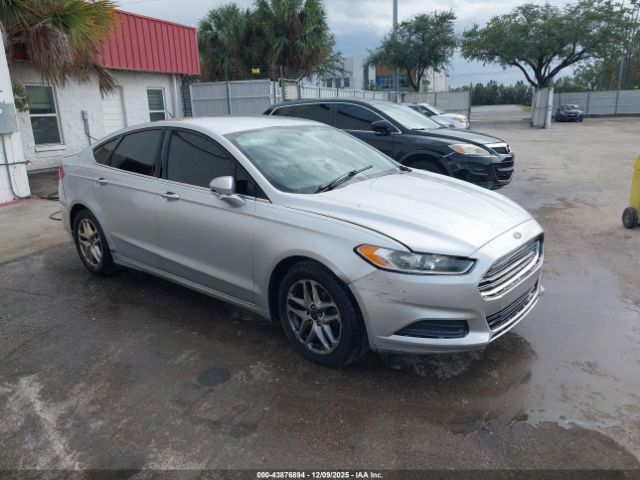 Ford Fusion Se Image 1