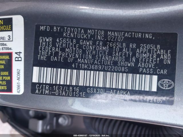 Toyota Avalon Limited Image 9