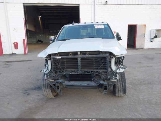 Ram 2500 Tradesman  4x4 6'4 Box Image 13