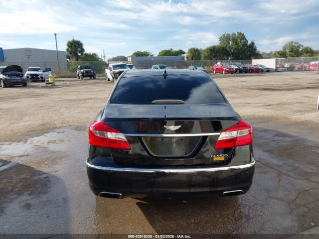 Hyundai Genesis 3.8 Image 14