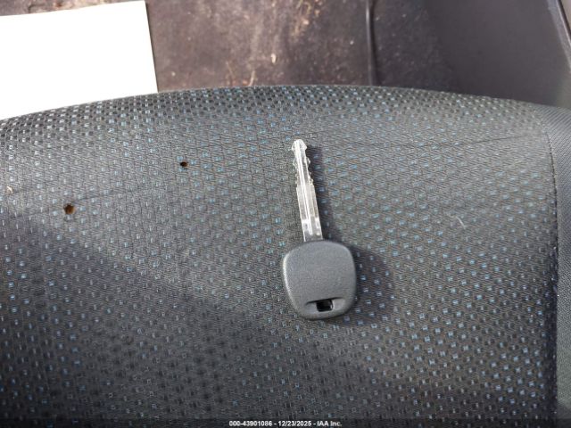 Toyota Corolla S Image 6