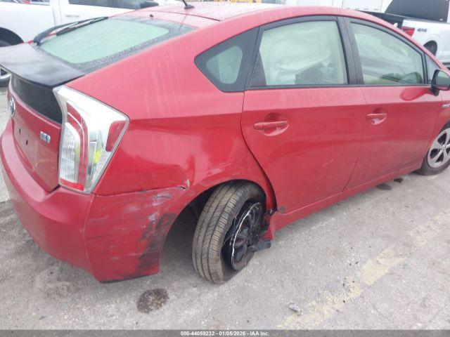 Toyota Prius Two Image 15