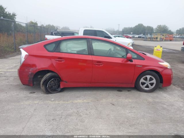 Toyota Prius Two Image 5