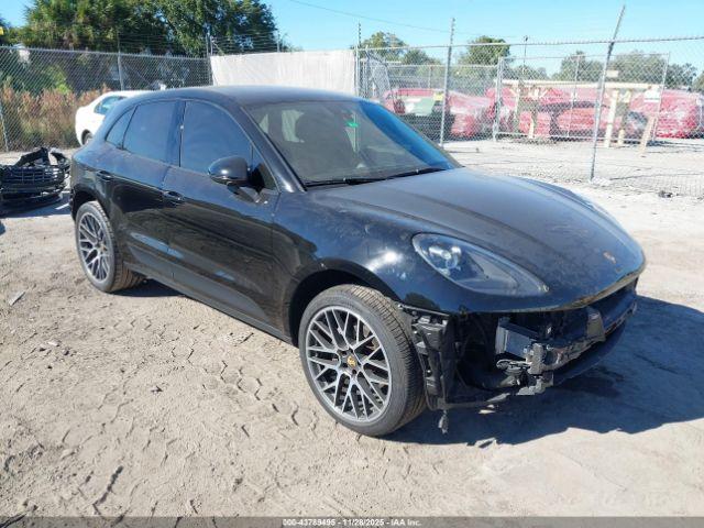  Salvage Porsche Macan